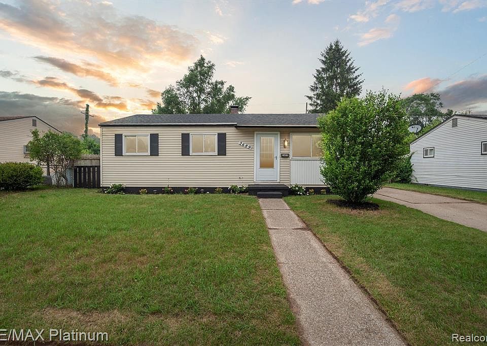 1st image of 2689 Woodruff Ln