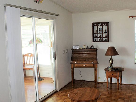 4th image of 37635 Bermuda Dr