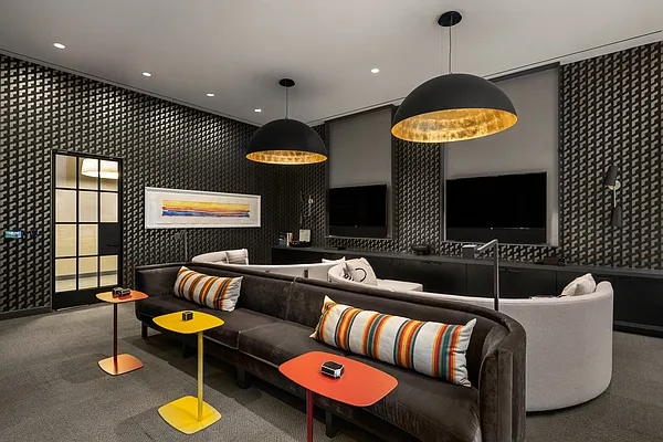 Sold by Extell Marketing Group | media 22