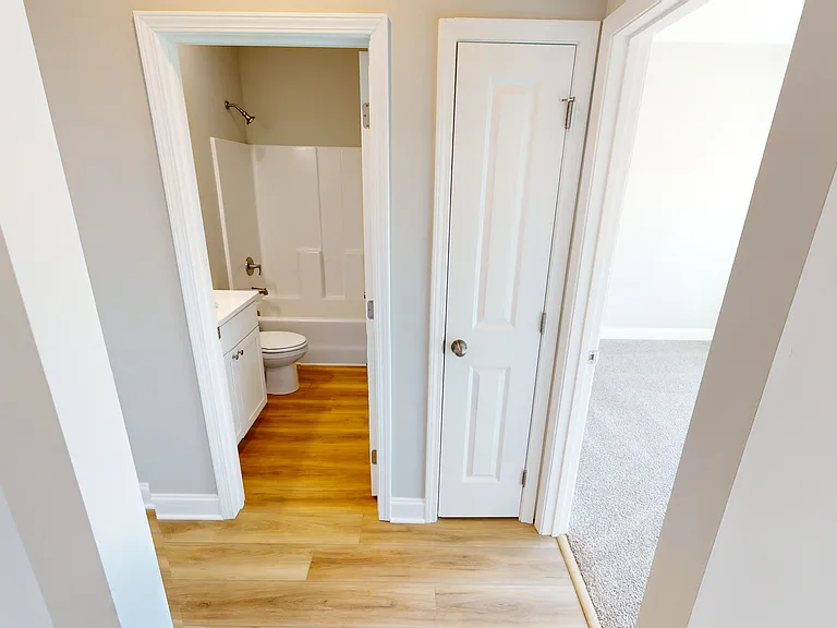 1056 Moen Loop — Photo 6