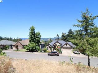 6225 Forest Ridge Rd, Springfield, OR 97478