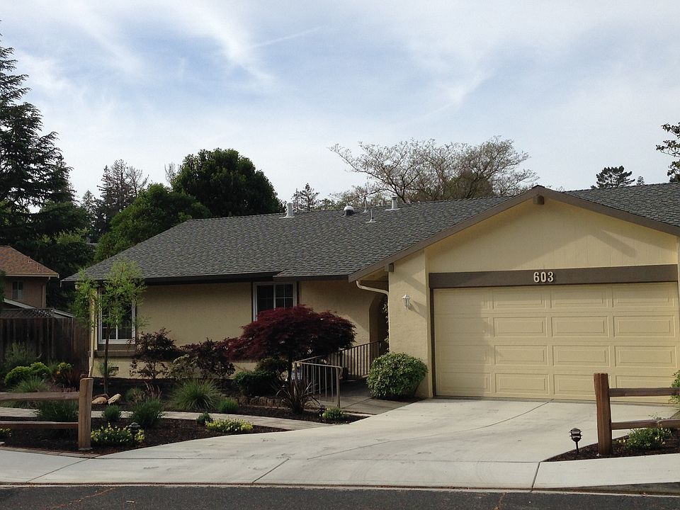 1st image of 603 Sterling Dr