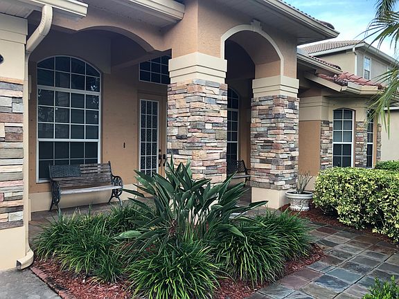 2nd image of 14624 Beaufort Cir