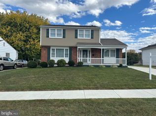 6 Chiming Rd, New Castle, DE