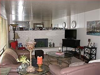 4th image of 4619 Catalina Dr