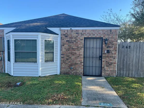 242 Woodland Cir, New Iberia, LA 70563
