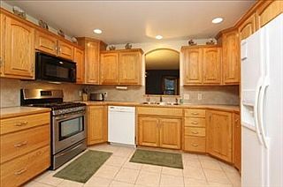 5th image of 491 Bayview Ct