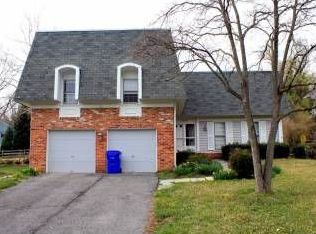 9829 Meadowcroft Ln, Montgomery Village, MD 20886