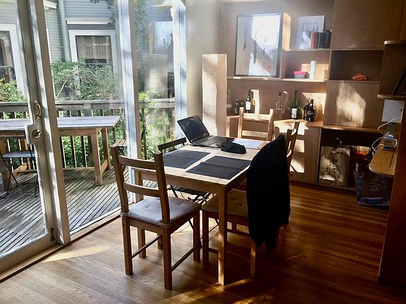 2nd image of 2645 Buchanan St APT 2