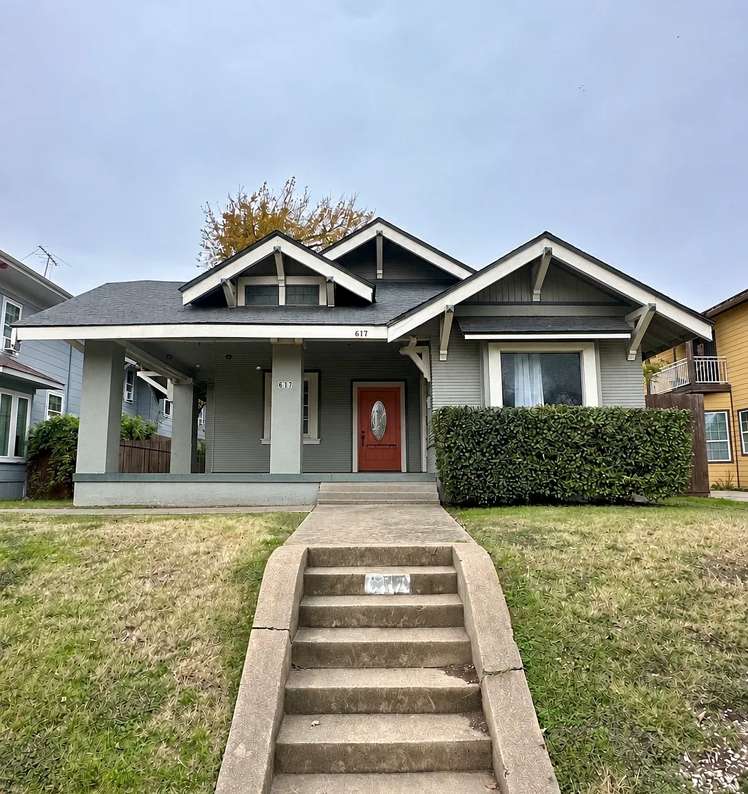 3 bed, 1640 sqft, $3,300 — Photo 1