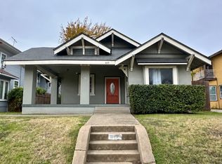 617 Woodlawn Ave, Dallas, TX 75208