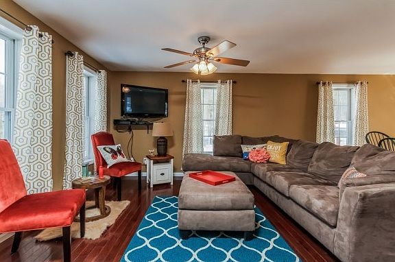 Gorgeous Hardwood Floors in LR