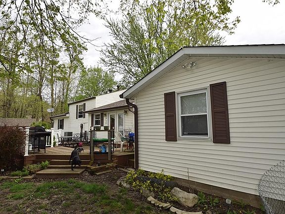3rd image of 1816 Mutz Dr