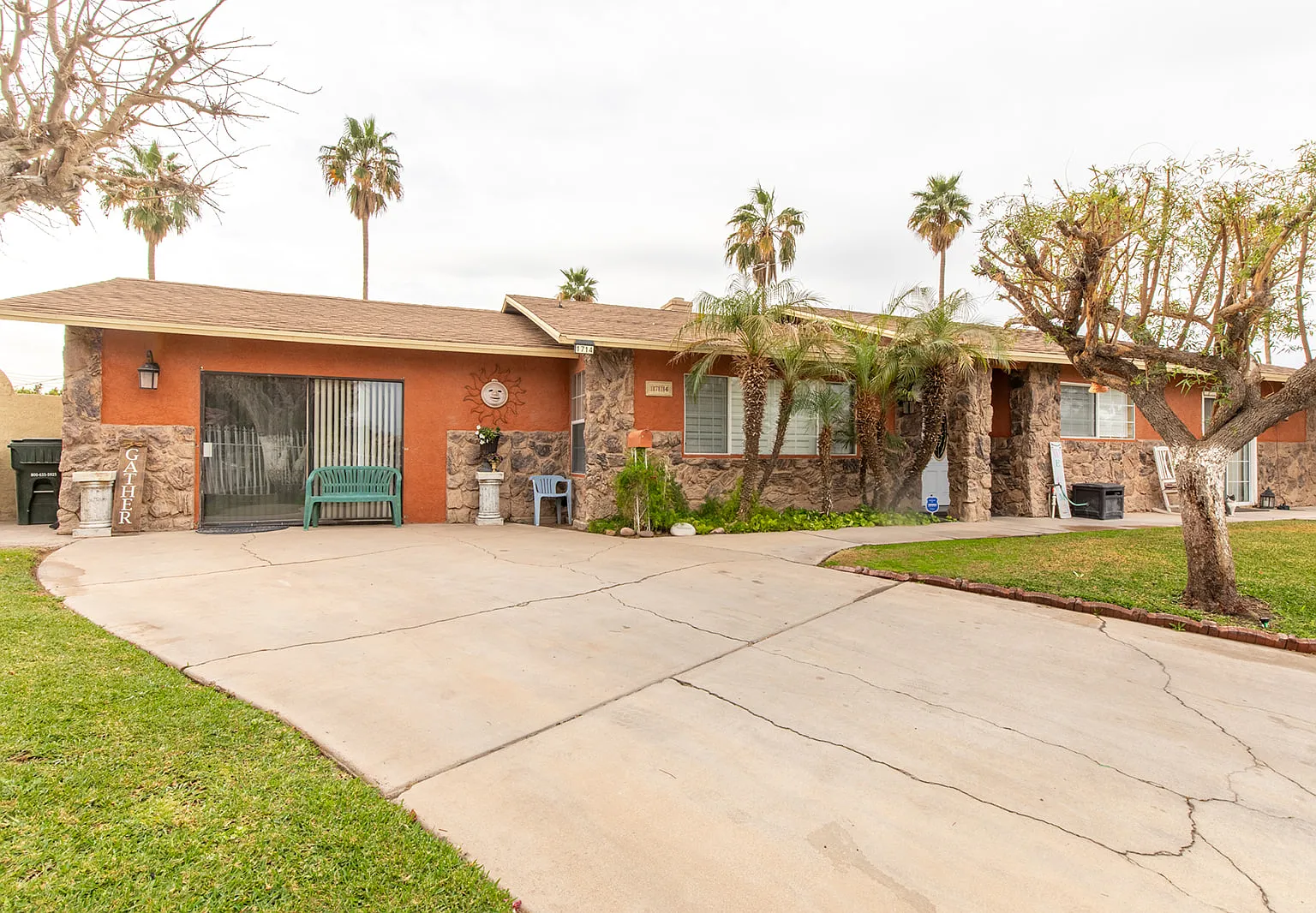 5 bed, 1792 sqft, $2,550 — Photo 2