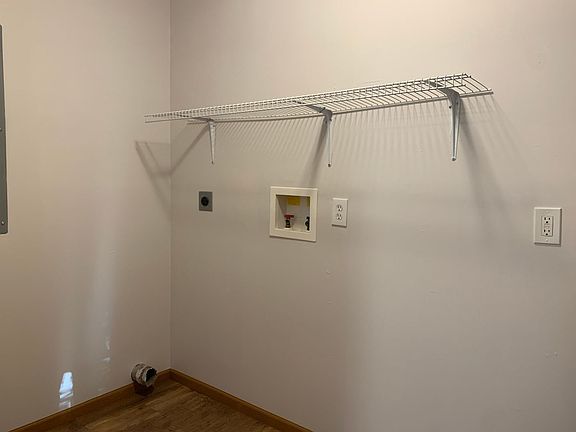 5th image of 690 W Light St #13