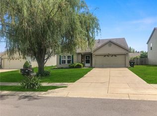 941 Runnymede Dr, Greenfield, IN 46140