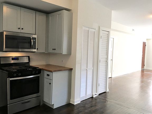 5th image of 2820 N Drake Ave #1