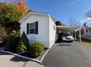 14 Paradise St, Gorham, NH 03581