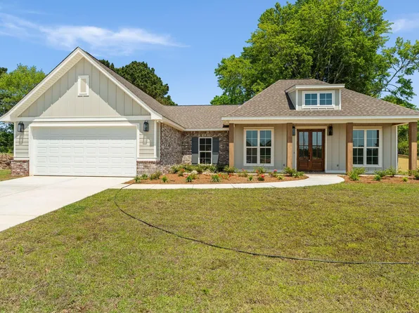 136 Micawber Loop, Hattiesburg, MS 39402