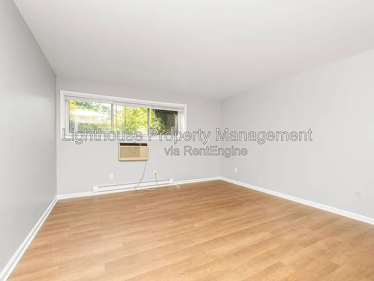 1832 Winton Ave #202 — Photo 7