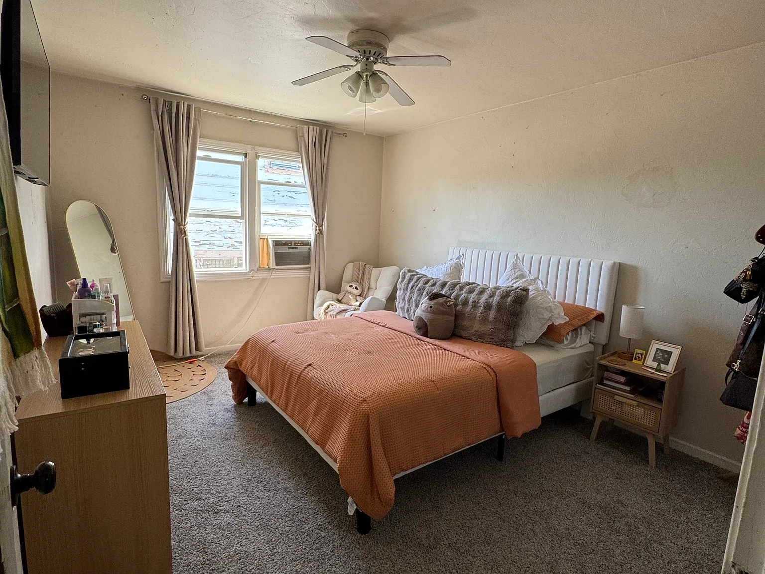 1 bed, $2,200 — Photo 2