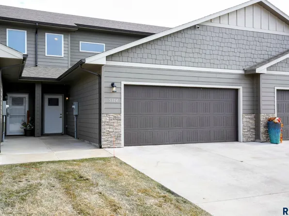 5314 S Seville Pl, Sioux Falls, SD 57108