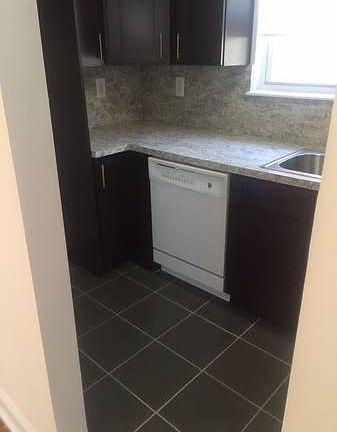 5th image of 226-01B 69th Ave #B