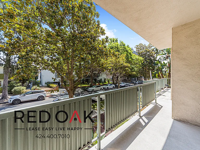 319 S Clark Dr #108 — Photo 3
