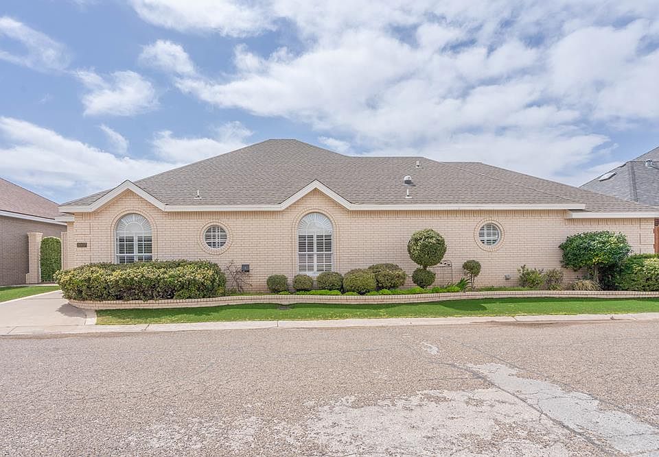 1st image of 3007 Meadow Ridge Ln