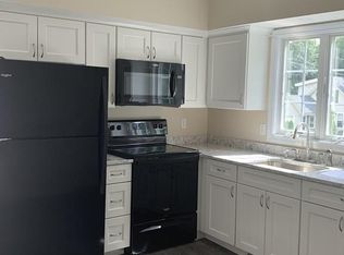 290 Forge Village Rd #B, Groton, MA 01450