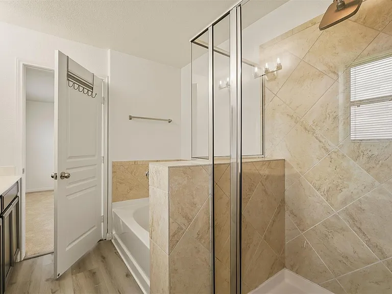 6810 Cortenridge Ln — Photo 25