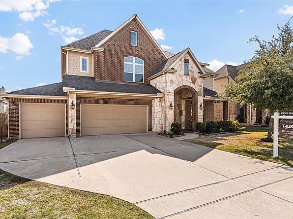 2nd image of 9515 Chaddington Ct