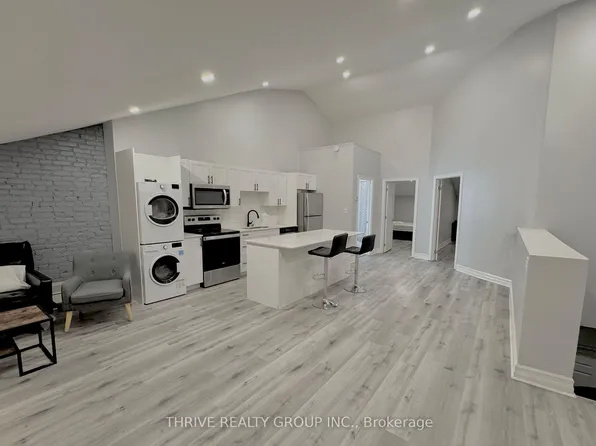 268 Talbot St #18, Saint Thomas, ON N5P 1B4