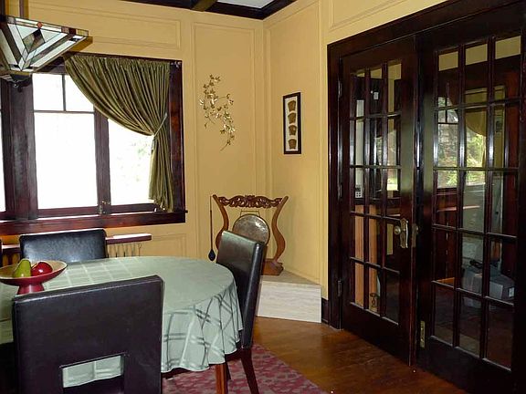 3rd image of 644 Stratford Pl