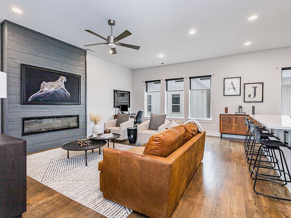 1st image of 1120 Lavender Rdg