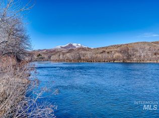 3830 Birch Ln, Emmett, ID 83617