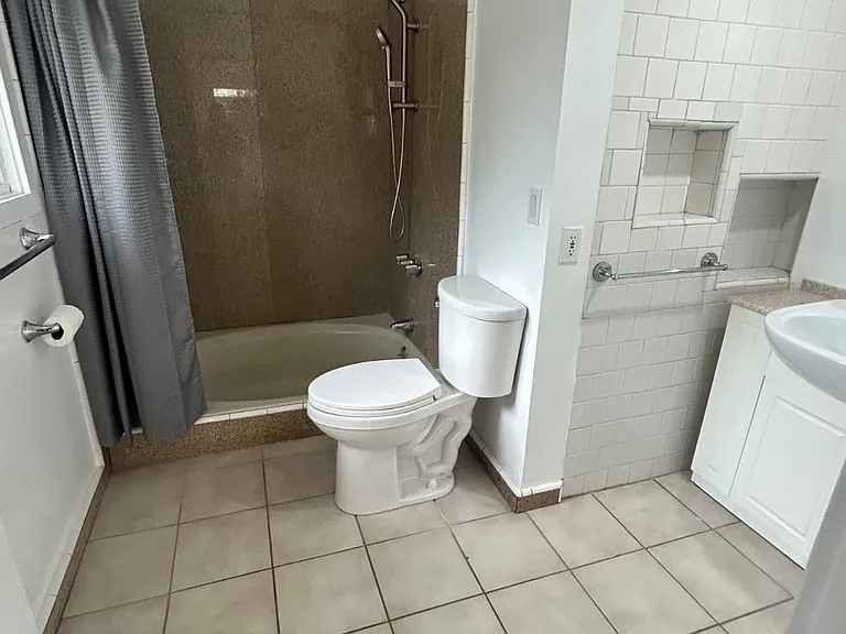 4950 Dunes Cir — Photo 12