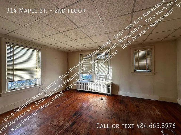 314 Maple St #2 — Photo 1