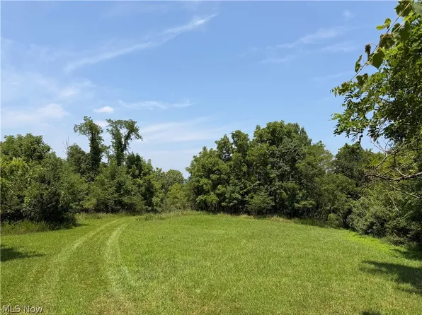 Rear 17 Ave, Parkersburg, WV 26101