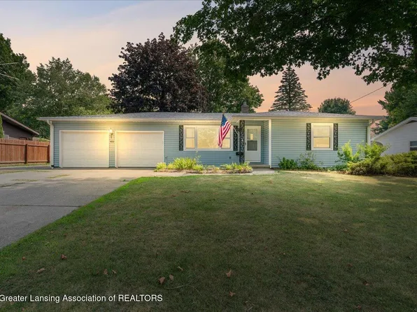 423 W Cherry St, Mason, MI 48854