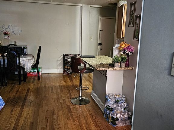 5th image of 2115 W Farwell Ave APT 205