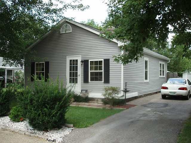 1st image of 3920 Hoyt Ave