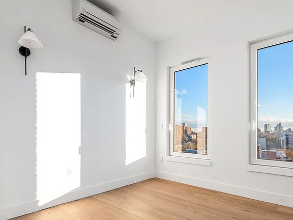 2nd image of 58 Vanderbilt Ave #9L