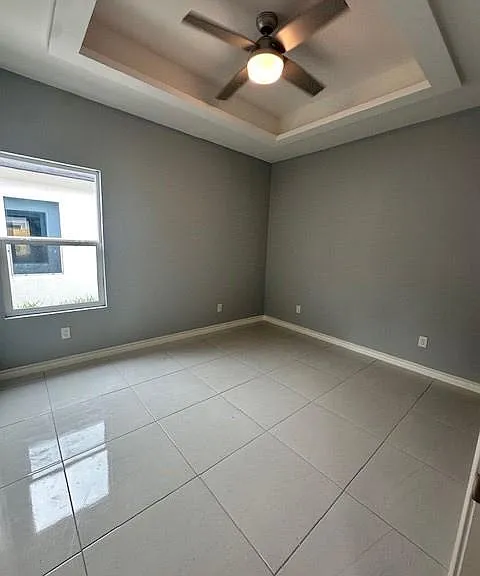 2417 Indian Creek Ave #1 — Photo 12