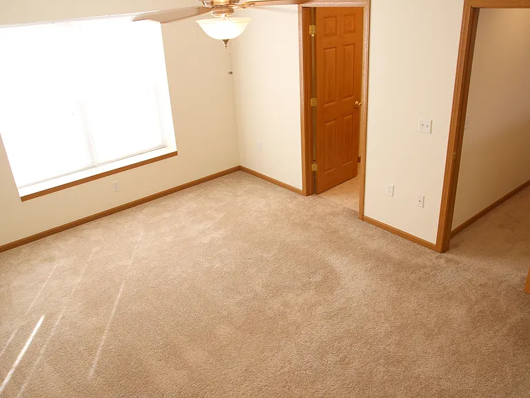 109 Brookside Dr — Photo 16