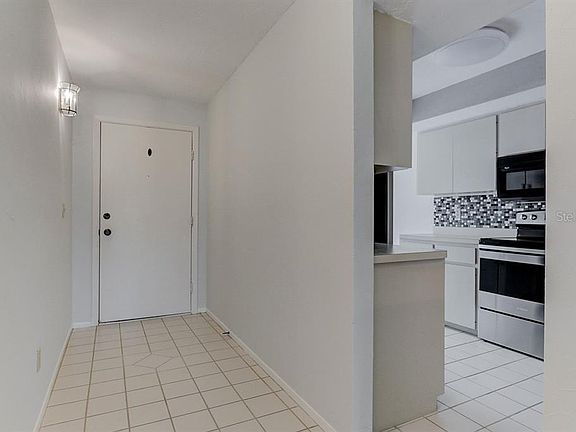 4th image of 4323 Longmeadow #15
