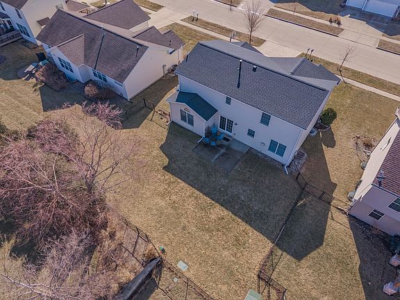 2nd image of 2884 Three Eagles St