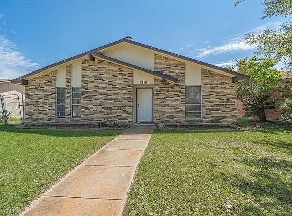 4th image of 2818 Dove Meadow Dr