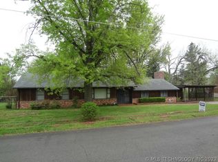 1418 E Jackson Ave N, Sapulpa, OK 74066
