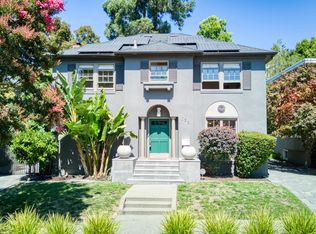 726 Trestle Glen Rd, Oakland, CA 94610